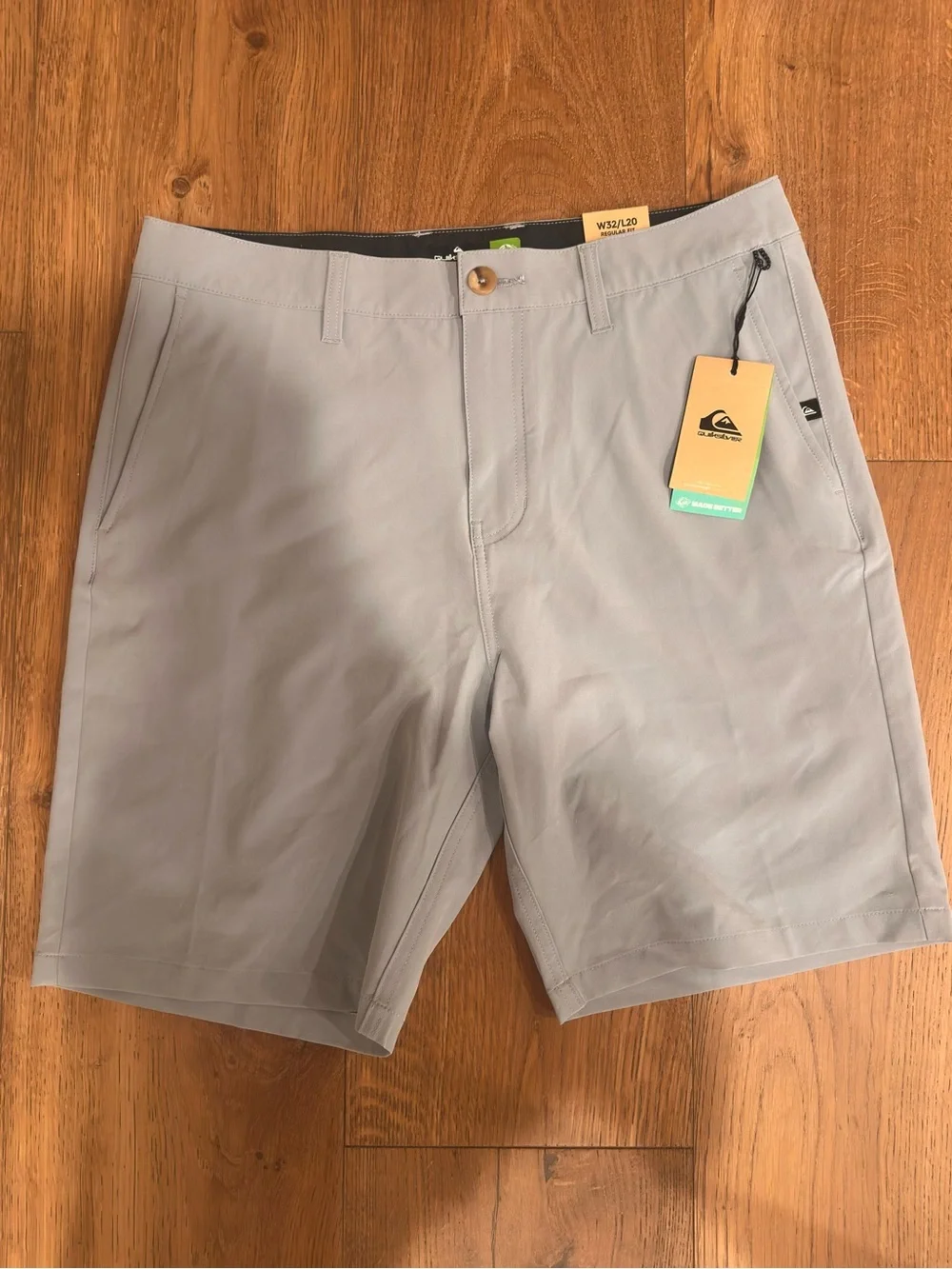 Quiksilver Men's Light Gray Flat Front Casual Shorts